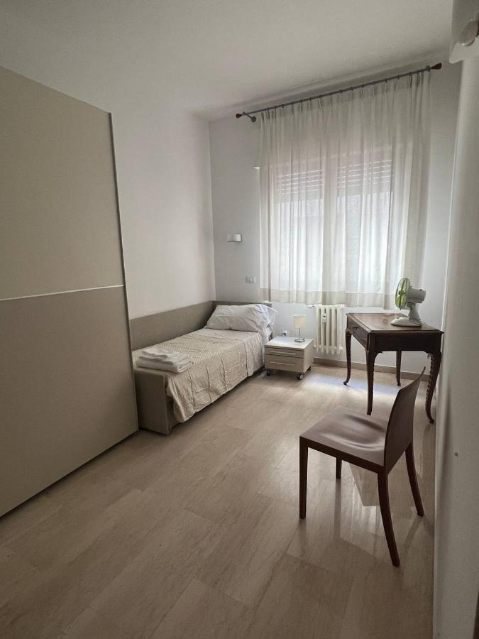 A Casa Di Nonna Apartment Pescara Luaran gambar