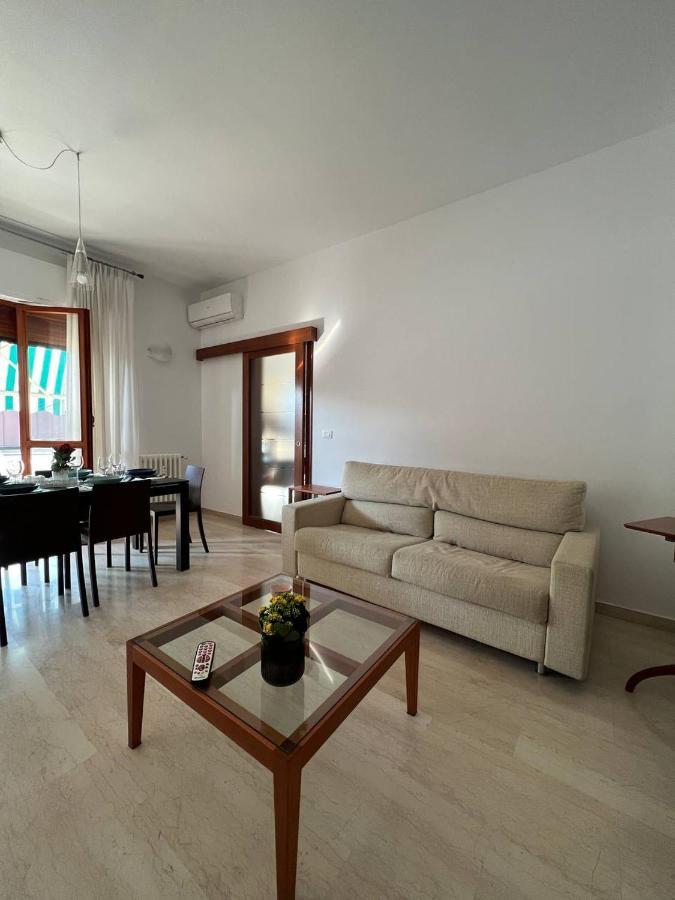 A Casa Di Nonna Apartment Pescara Luaran gambar